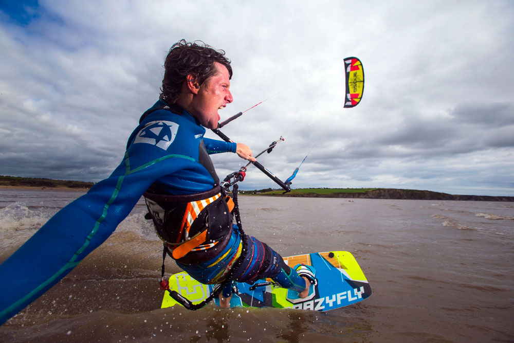 how hard is kitesurfing